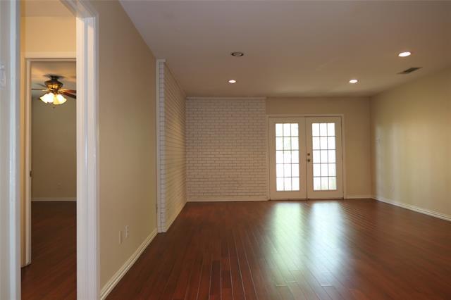 Foto del edificio - 6914 Walling Ln