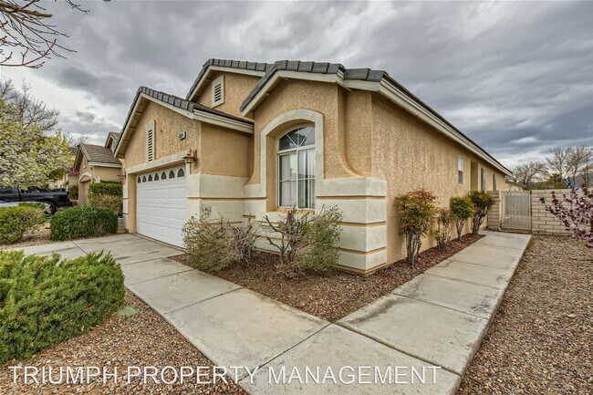 Foto del edificio - 3 br, 2 bath House - 8804 Crooked Shell Ave