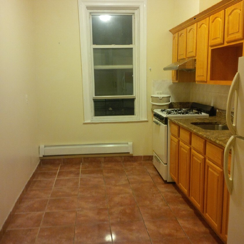 Foto principal - 298 Avenue P