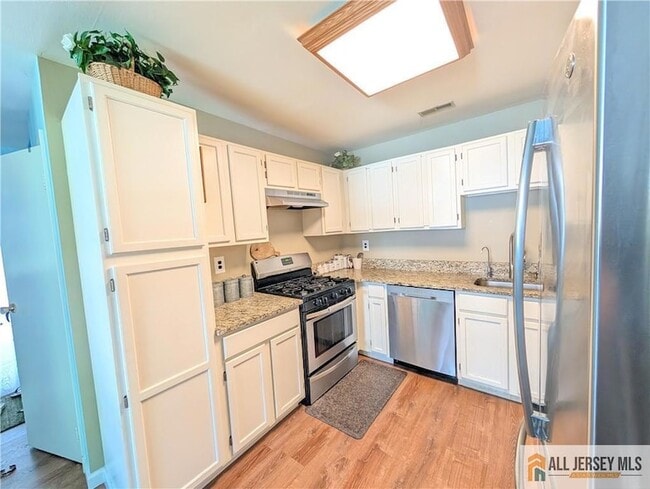 Building Photo - 89 Wyndmoor Dr
