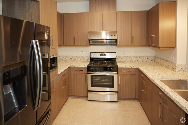 2HAB, 3BA - Loft - 1,392 - Brookhurst Place - I
