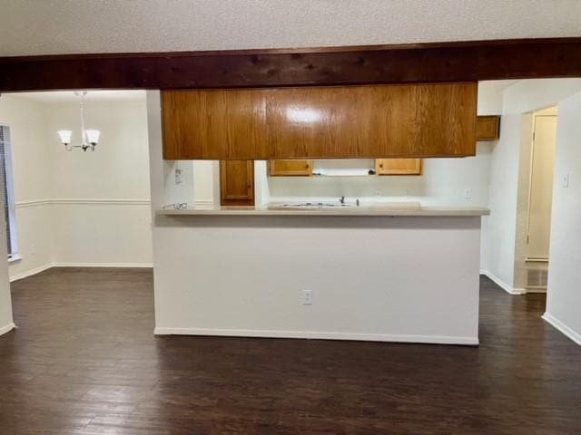 Foto del edificio - 6451 Woodbeach Dr