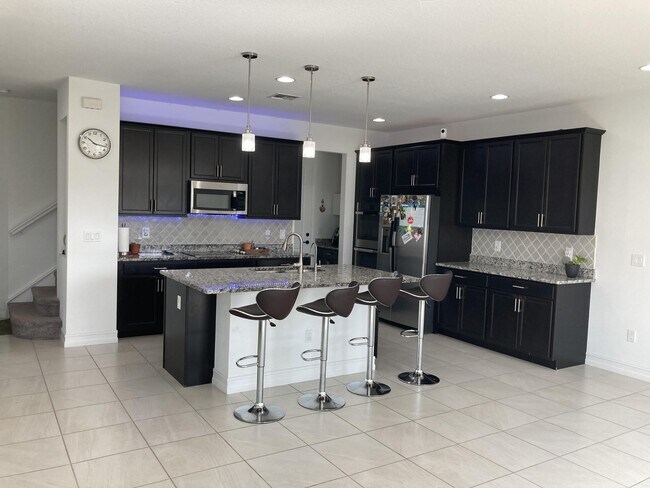 Foto del edificio - 10092 Brickhill Dr