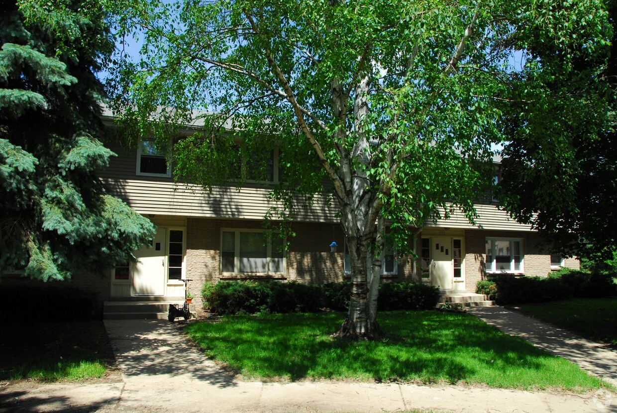 Primary Photo - 5870 Tower Rd