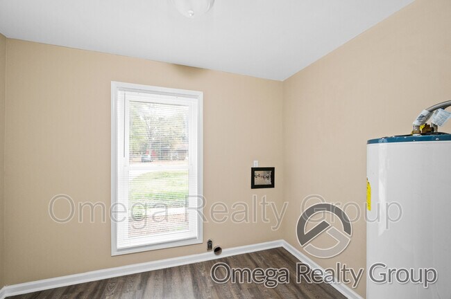 Building Photo - 9279 Rio Hondo Dr