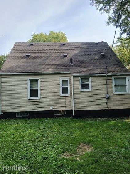 Building Photo - 3 br, 1 bath House - 7787 Memorial Ave