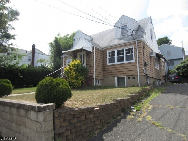 Building Photo - 377 Westminster Pl