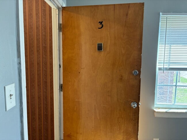 Photo - 4405 Landside Dr Apartment