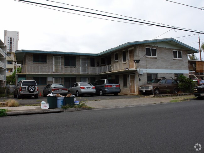 Building Photo - 711 Olokele Ave