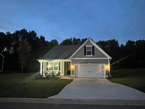 Building Photo - 840 Orchard Valley Ln
