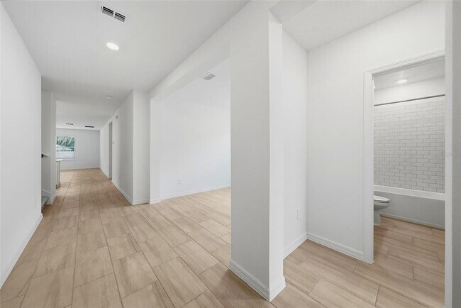 Foto del edificio - 9820 Feaster Dr
