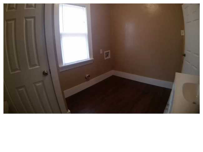 Building Photo - 4 Bed home OKC