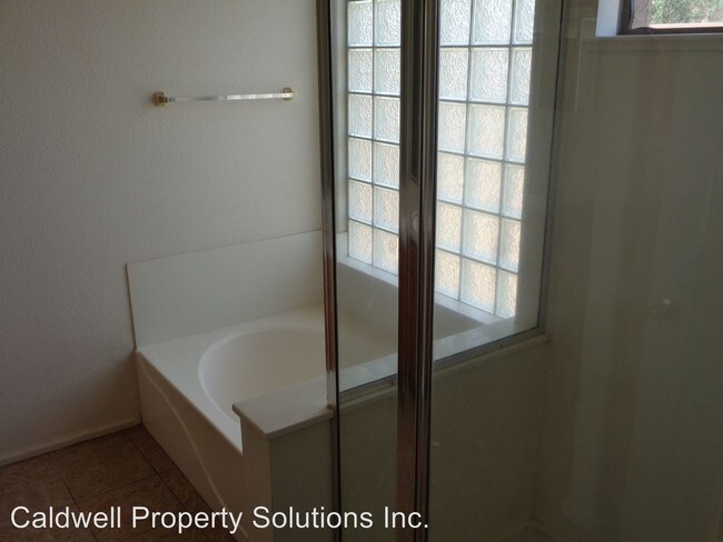 Foto del edificio - 3 br, 2 bath House - 16568 W. Ironwood St.