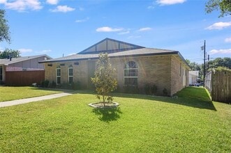 Building Photo - 1456 Waterton Dr