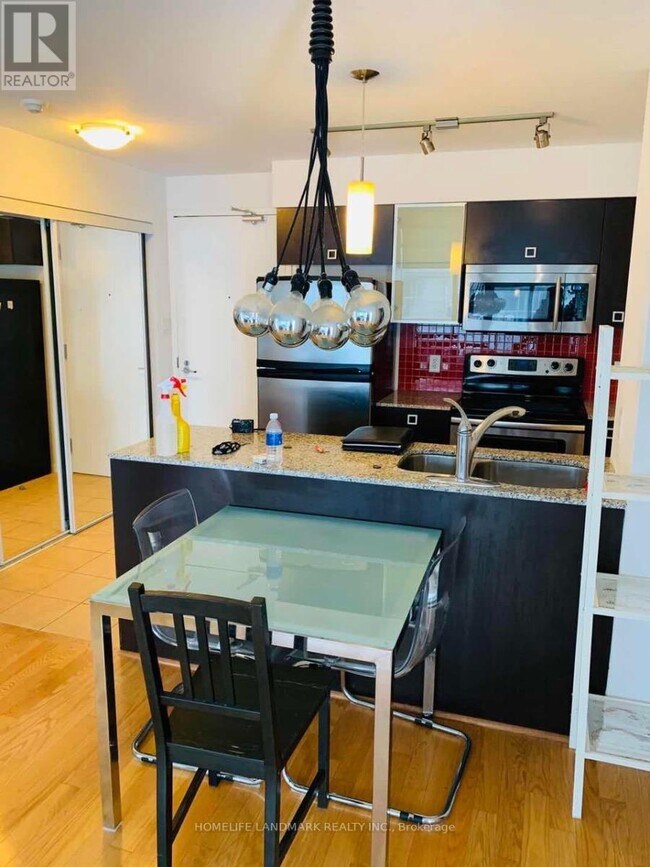 Photo du bâtiment - 38 Grenville St