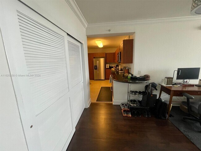 Foto del edificio - 401 69th St