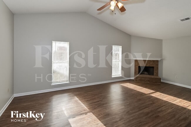 Building Photo - 3431 Golden Oaks Dr