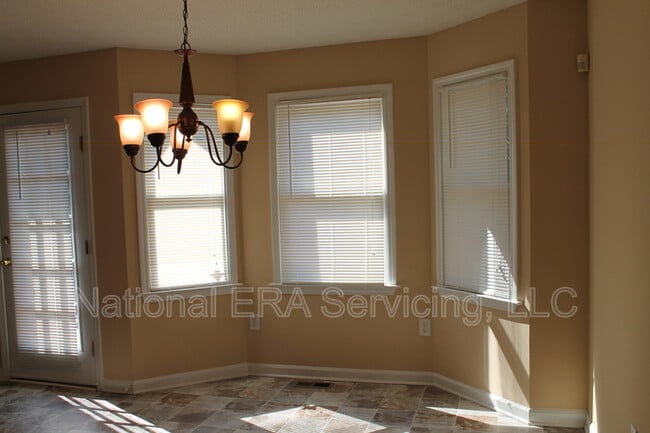 Building Photo - 344 Wesley Mill Pl