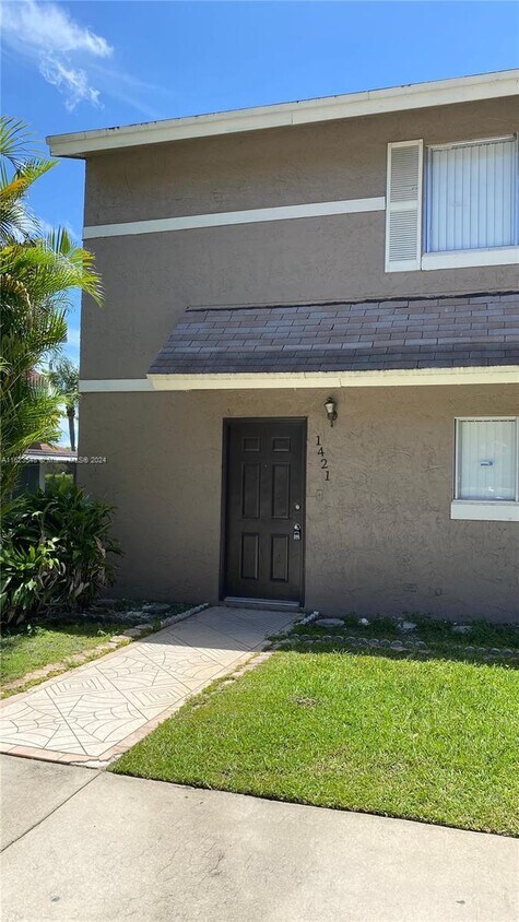 1421 Sussex Dr, North Lauderdale, FL 33068 - Townhome Rentals in North ...