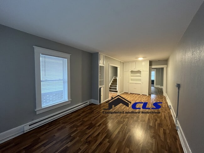 Building Photo - 1616 S 4th St