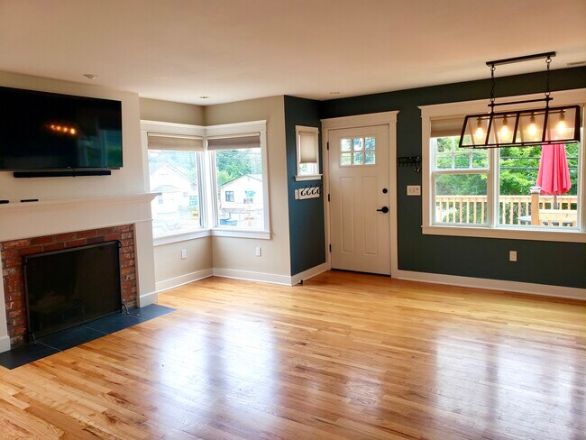 Foto del edificio - 4518 S Willow St