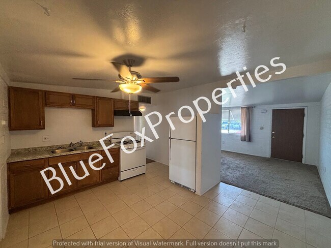 Foto del edificio - 1228 E Kentucky St