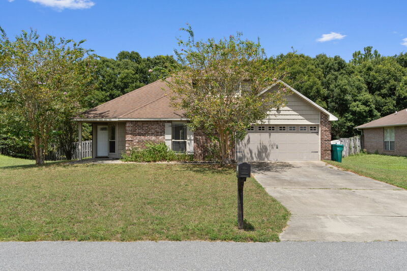 Primary Photo - 2271 Lewis St