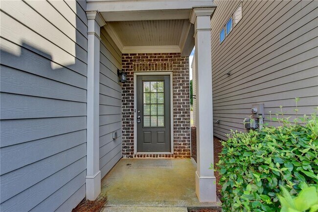 Building Photo - 4780 Breezewood Cir