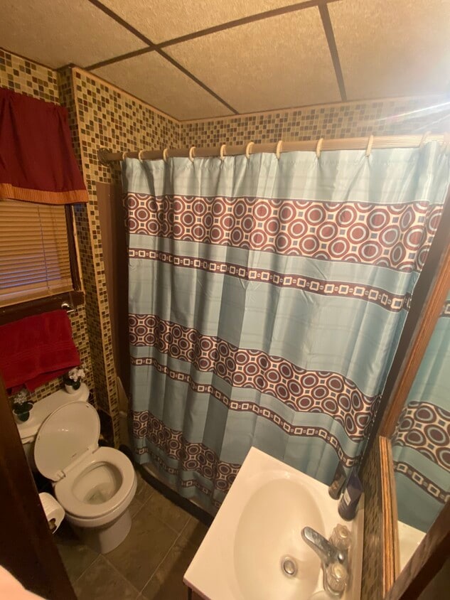 Building Photo - 1639 5th Ave