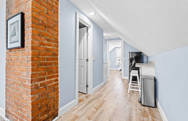 Building Photo - 1286 Marlowe Ave