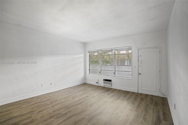 Building Photo - 4172 Chase Ave