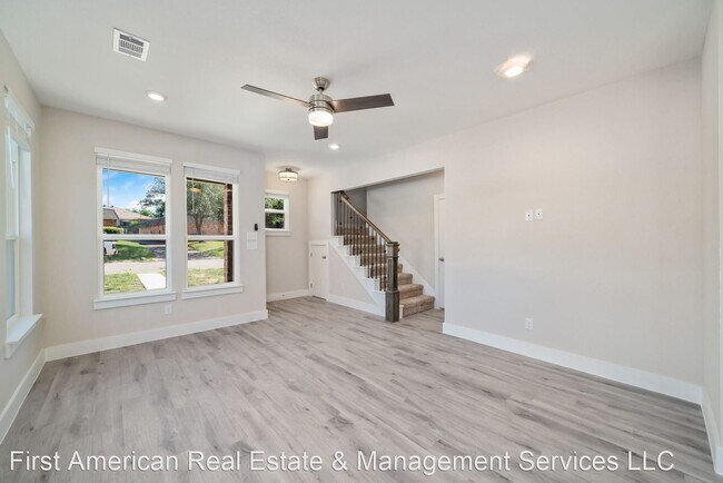 Foto del edificio - 6500-6506 Park Pl Dr