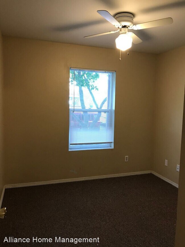 Building Photo - 3 br, 2 bath House - 223 Baker St. #103