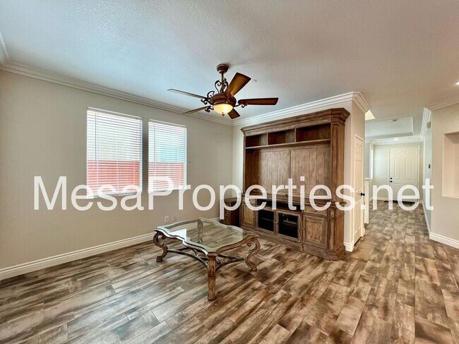 Foto del edificio - 11513 Riverbrook Ct.