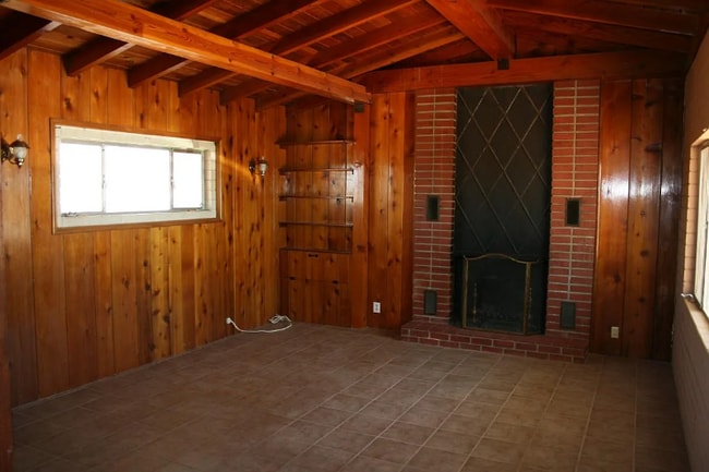 Building Photo - 21049 Ocotillo Way