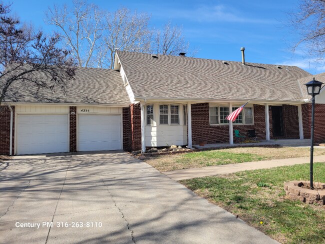 Building Photo - 4235 Janesville St