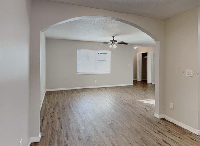 Building Photo - 4389 Signal Hill Rd