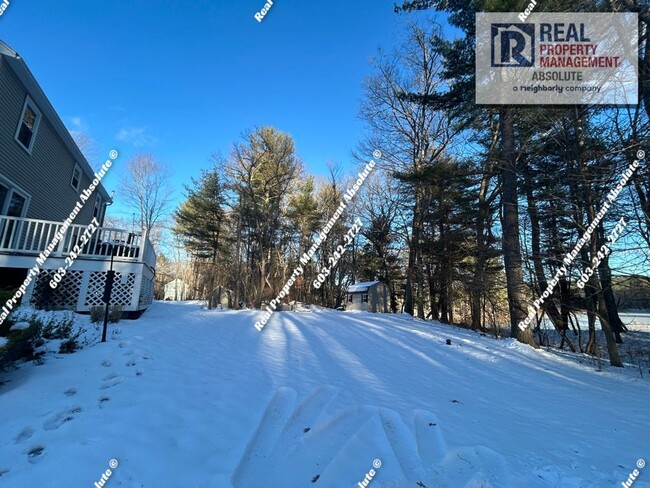 Foto del edificio - 44 Pinewood Rd