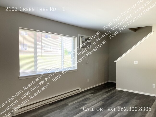 Building Photo - 2103 Green Tree Rd