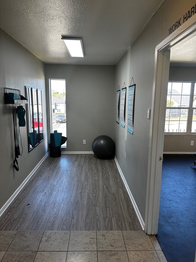 24 hour Gym - Place at Westover Hills