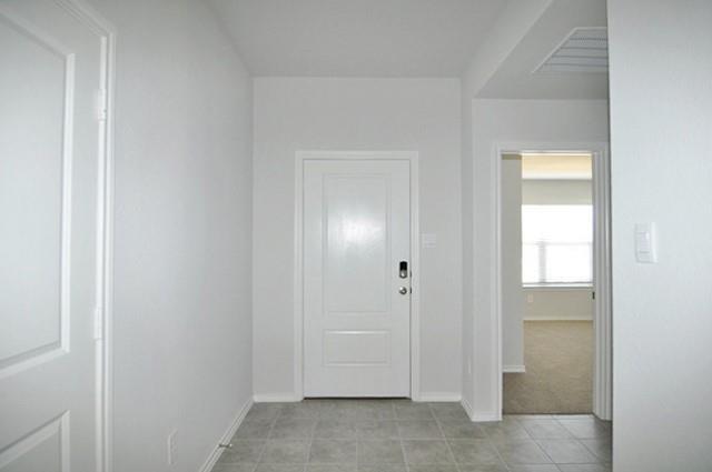 Foto del edificio - 9508 Golden Smt Dr