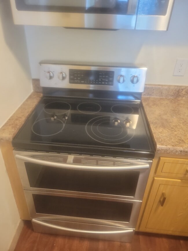 Foto del edificio - 219 Daniel St