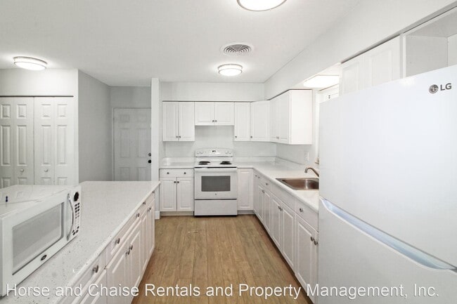 Building Photo - 2 br, 2 bath House - 1641 Banyan Dr