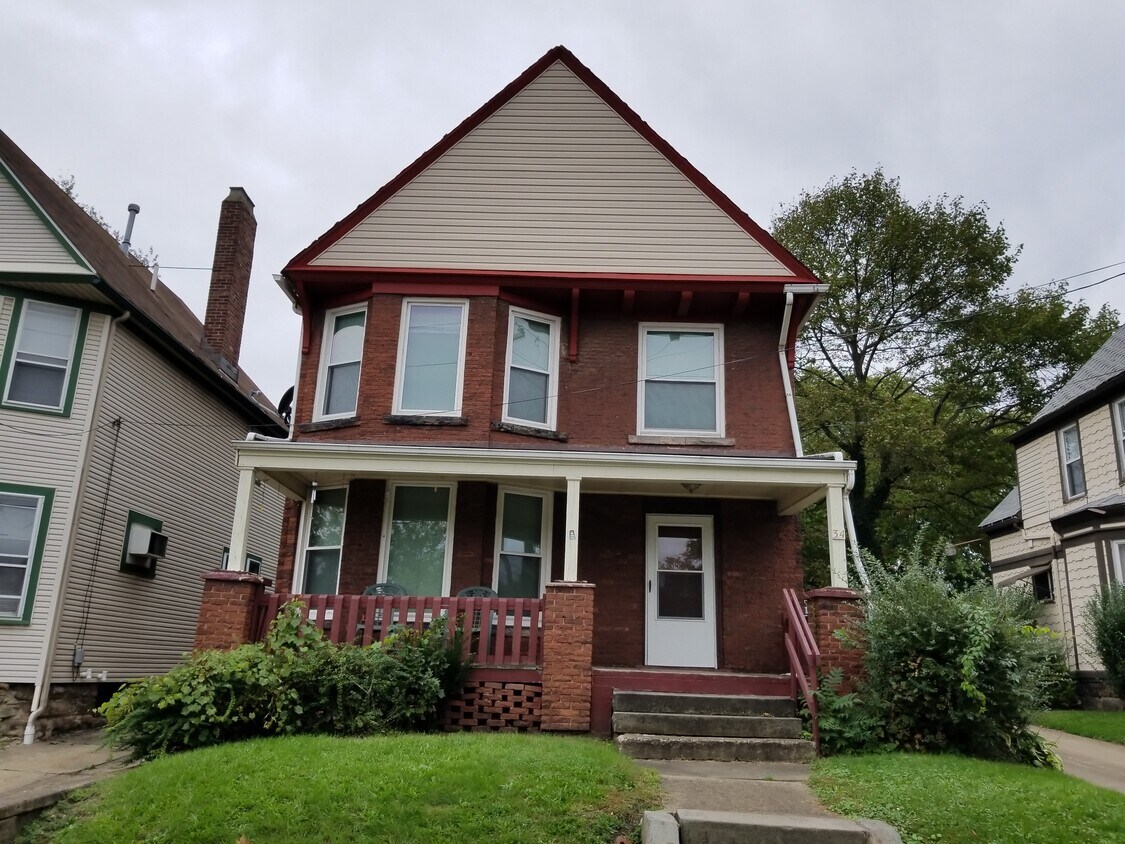 FIRST FLOOR UNIT WITH PORCH - 34 S Adams St