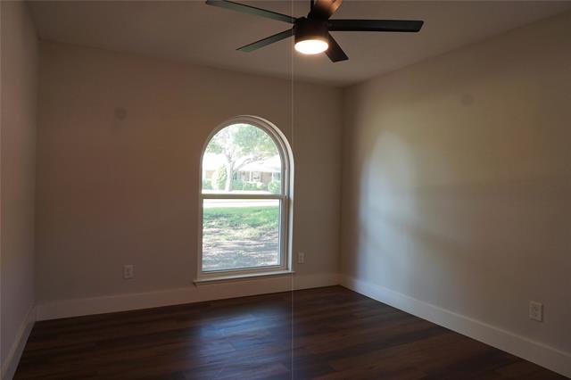 Foto del edificio - 2313 Westridge Dr