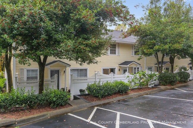 Building Photo - EAST COBB MARIETTA CONDO!!