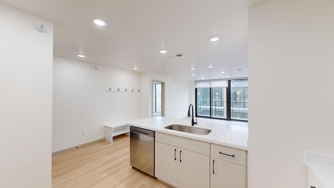 Interior Photo - Maple Rock Reserve