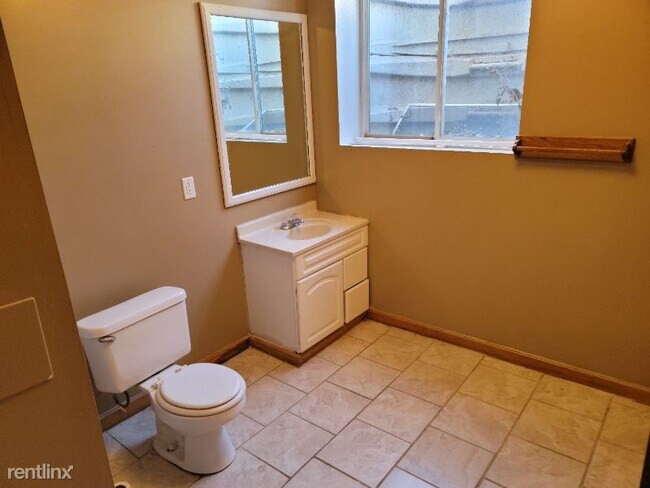 Building Photo - 2 br, 1 bath House - 1949 S 12th St 1 Unit 1