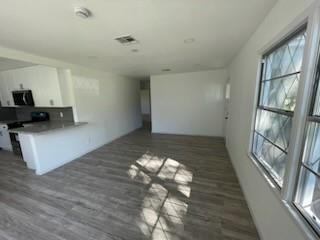 Foto del edificio - 2402 Scott St