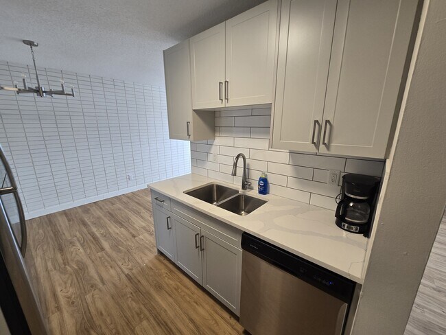 Photo du bâtiment - 710 David St